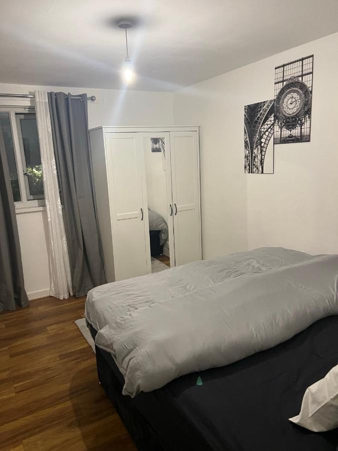 Accu Care Apartment Londra Esterno foto
